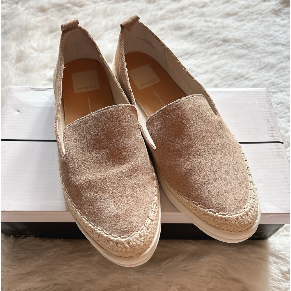 🆕 NIB Dolce Vita Reina Blush Suede Slip On Shoe Sz 6